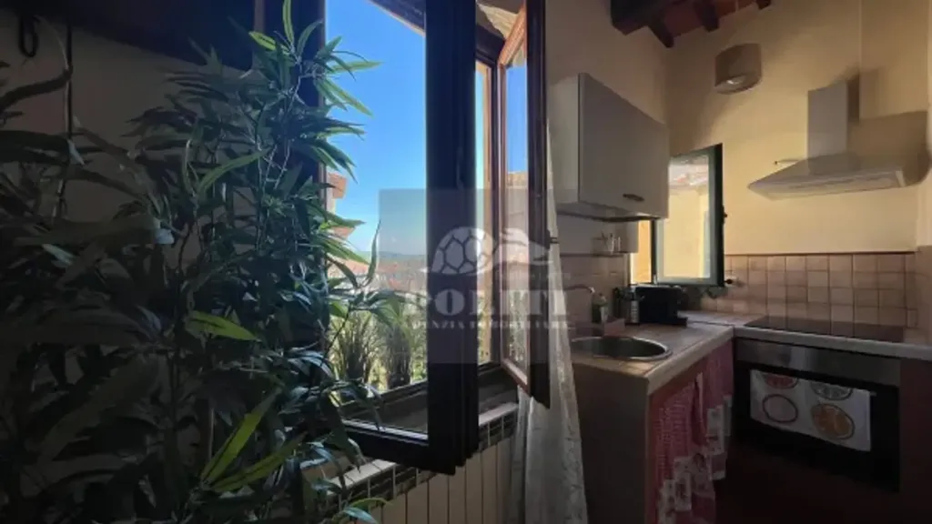 Cuisine - Rustic-Style Flat with Terrace in Fucecchio