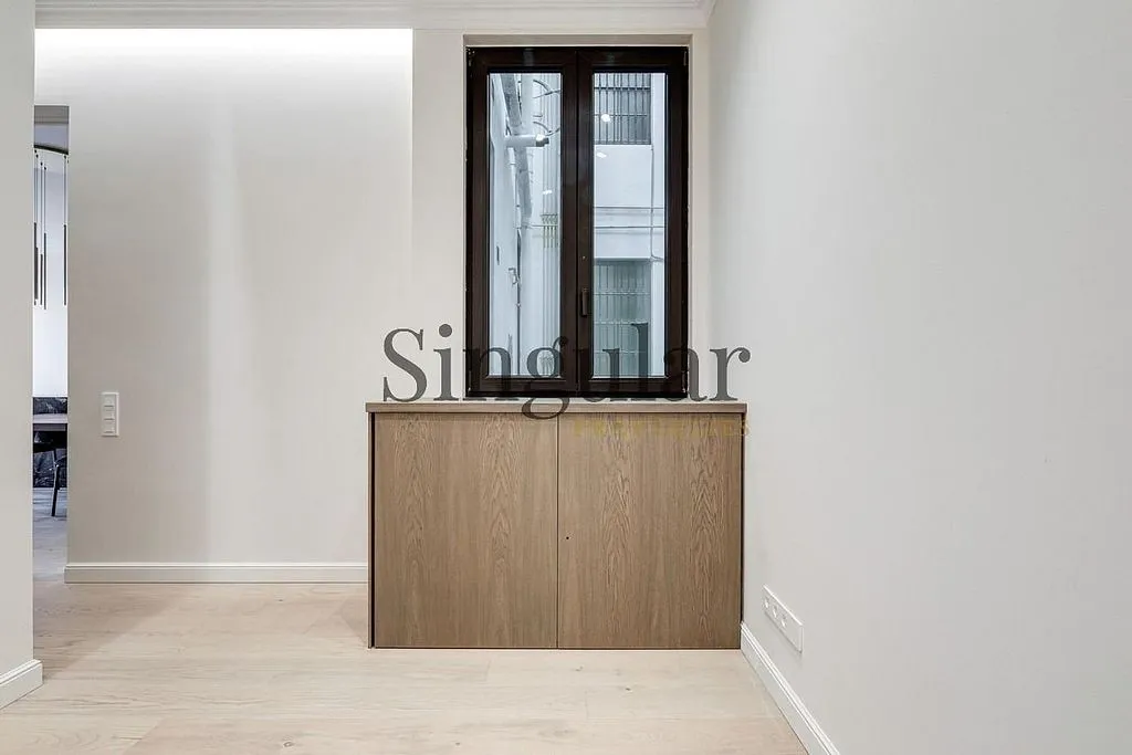 Entrée - Historic Apartment with Balcony in El Born
