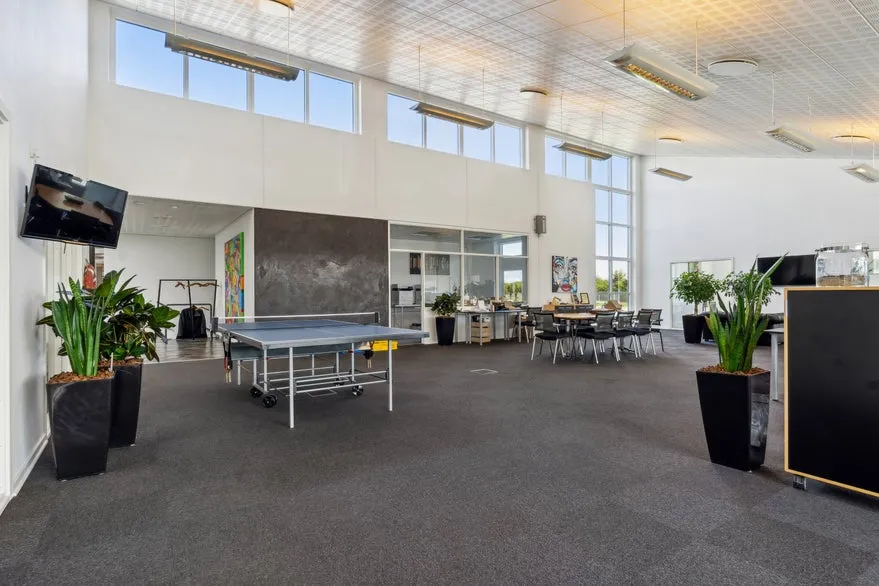Kabinet - Warehouse with Office in Vejle Nord