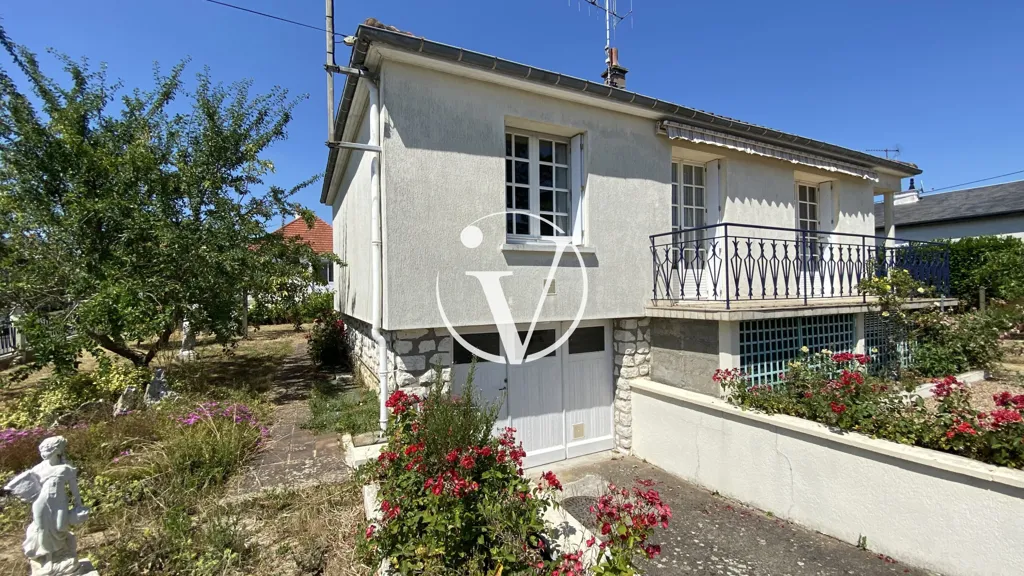 Välivaade - Renovated House with Balcony in Vendôme