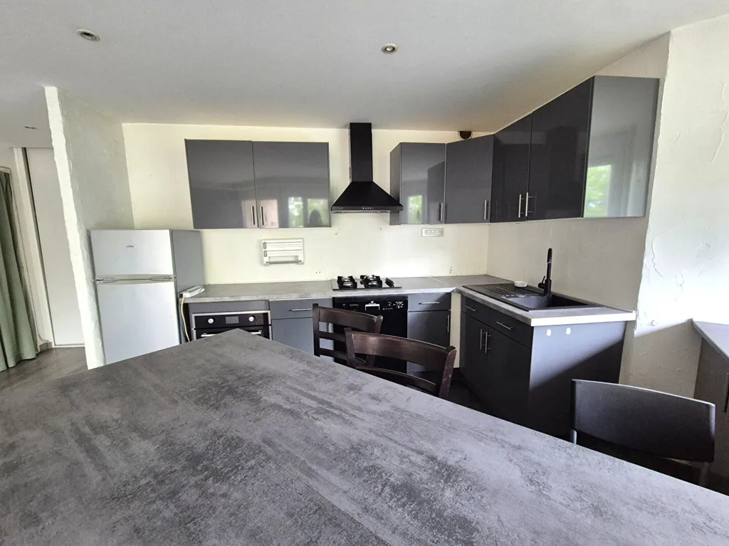 Cucina - Flat with Balcony in Eragny-sur-Oise