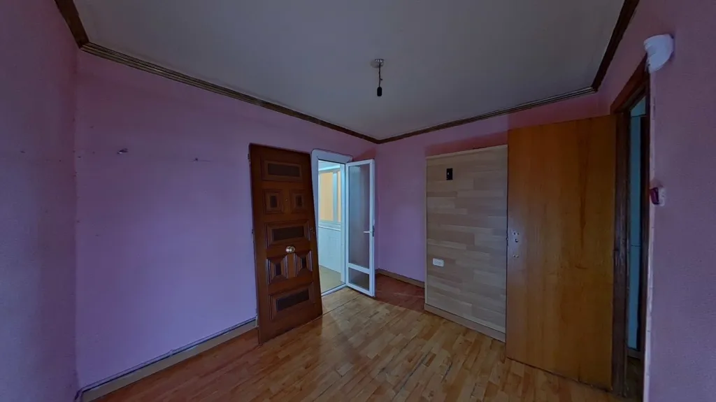 Toad - Apartment with Garden Access in Ripollet, Barcelona