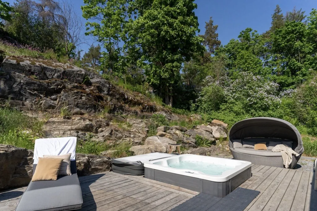 Terrasse - House with Jacuzzi in Vantaa