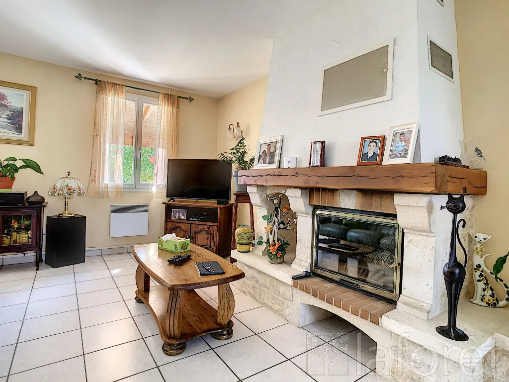 Soggiorno - House with Orchard Garden in Finhan