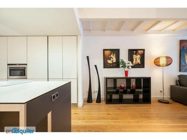 Köök - Air-Conditioned Apartment in City Centre