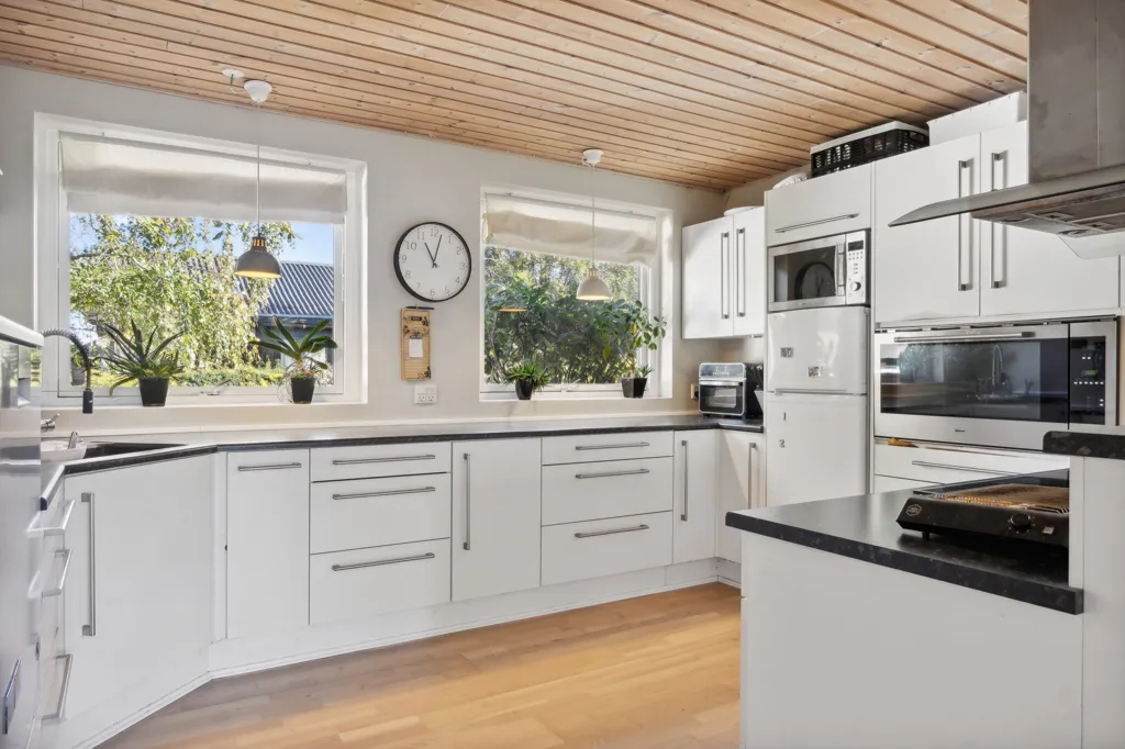 Cuisine - Spacious Villa with Garden near Strand in Struer