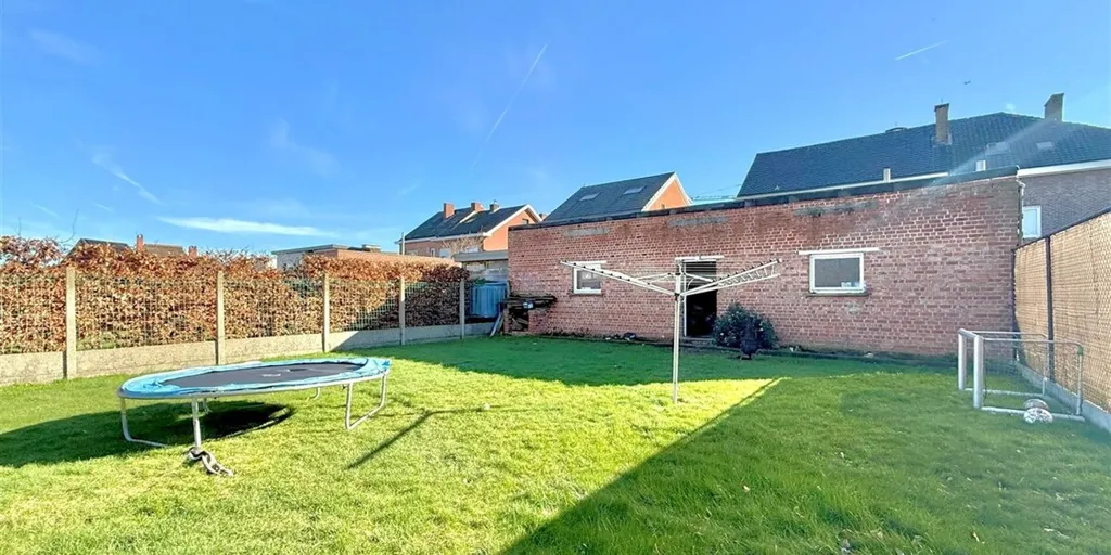 Jardin - Maison avec Jardin et Garage à Londerzeel