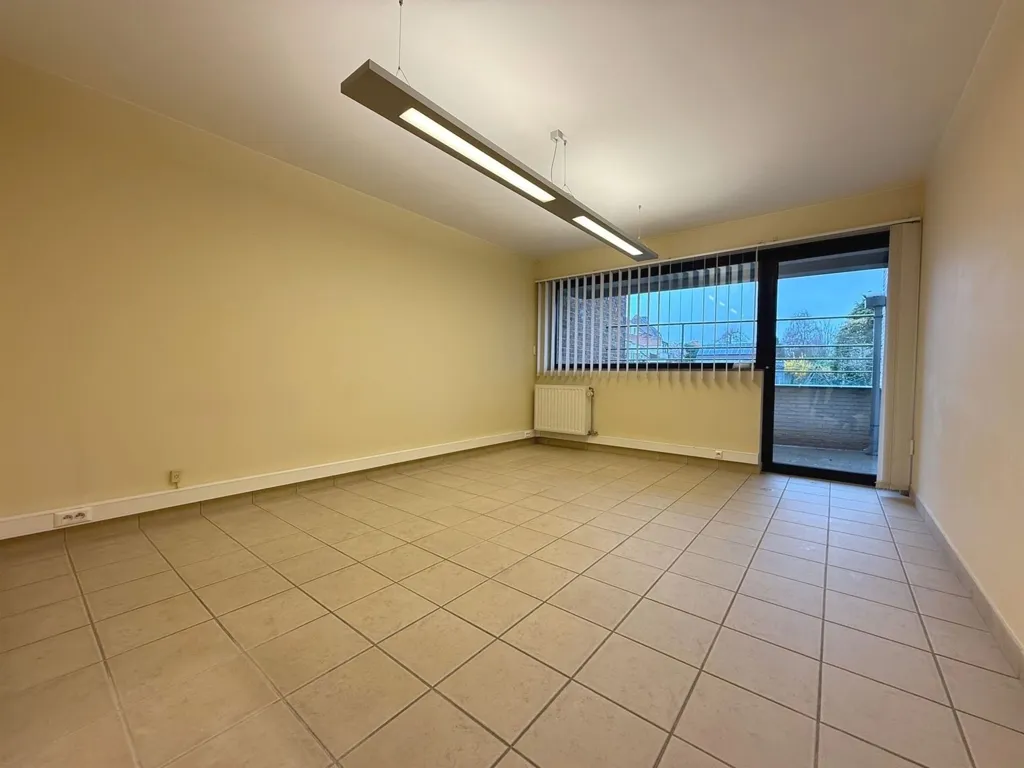 Bureau - Appartement avec Terrasse à Tournai