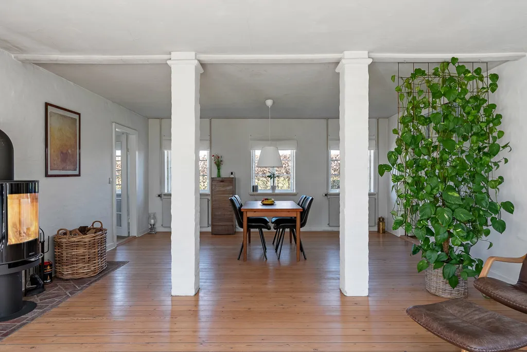 Living Room - Villa with Forest View in Faaborg