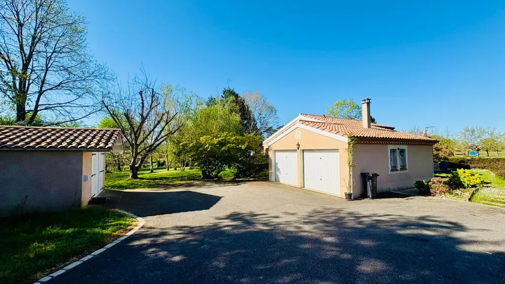Välivaade - Ground Floor House with Pool in Suburban Area