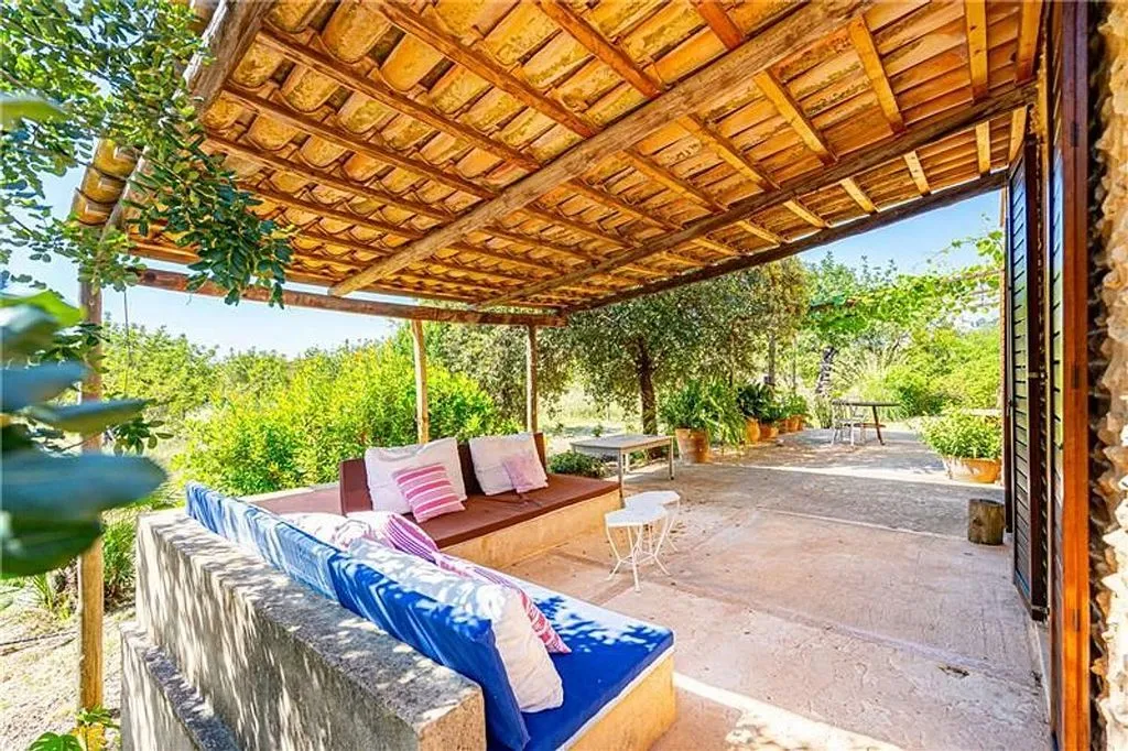 Terrazza - Rustic House with Mountain Views in Selva
