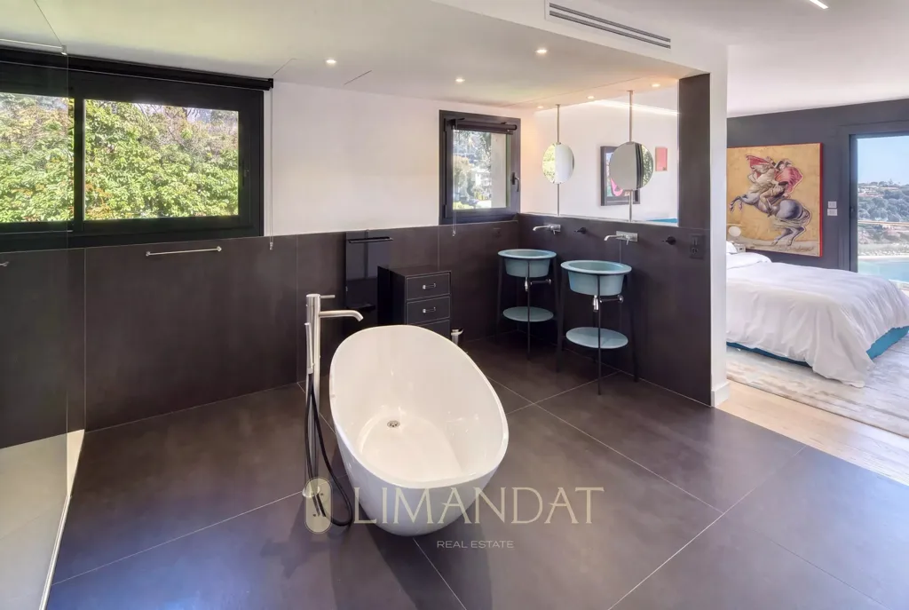 Vannitoad - Contemporary Villa with Sea View in Cap-Ferrat