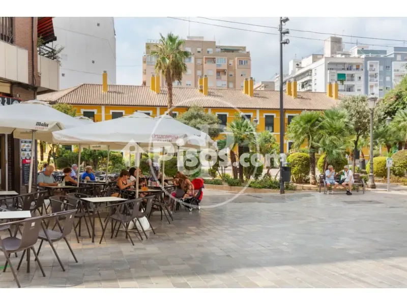 Contemporary Apartment in Patraix, Valencia