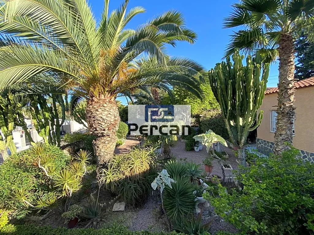 Aed - Rustic Finca with Pool in Alicante