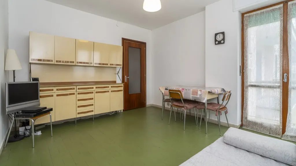 Elutuba - Apartment with Three Balconies in Melle Centre
