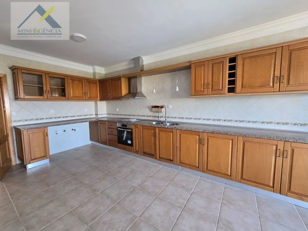 Köök - Luxury Semidetached House with Pool in Setúbal