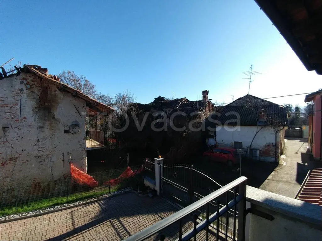 Terrass - Townhouse with Balcony in Morozzo