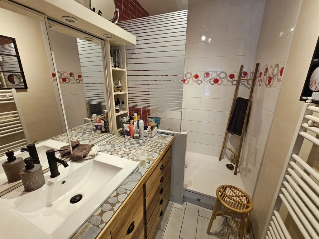 Salles de bain - Appartement Vue Panoramique sur les Collines à Marseille