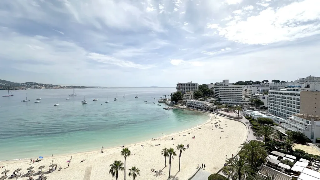 Balcon - Sea View Flat with Balcony in Palmanova, Mallorca