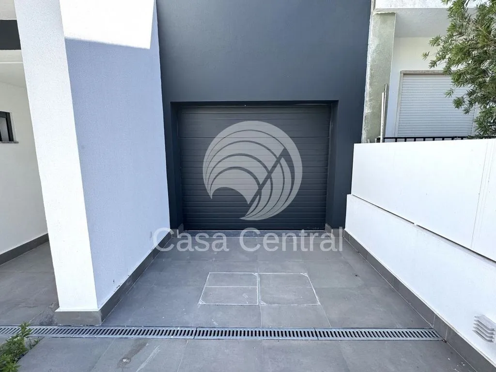 Välivaade - Luxury House with Pool in Loures