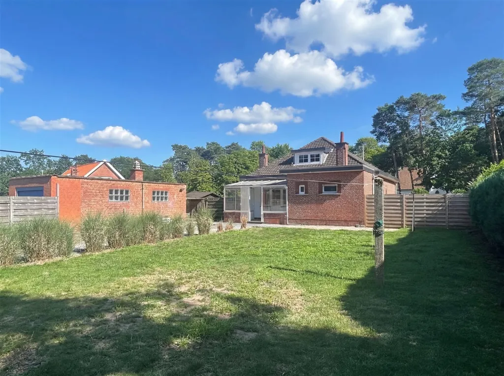 Aed - 1954 Villa with Garden in Keerbergen