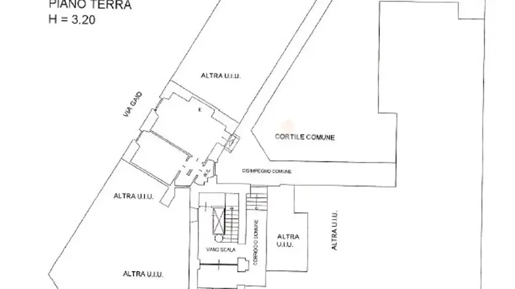 Plaan - Bilocale with Original Features in Milan