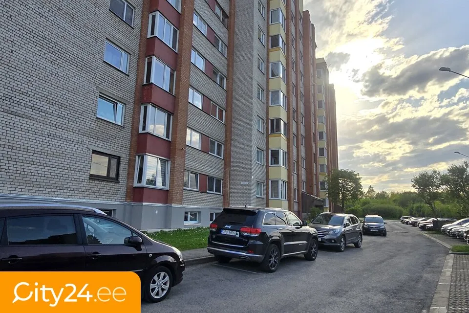 Välivaade - 3-Bedroom Flat with Balcony in Narva