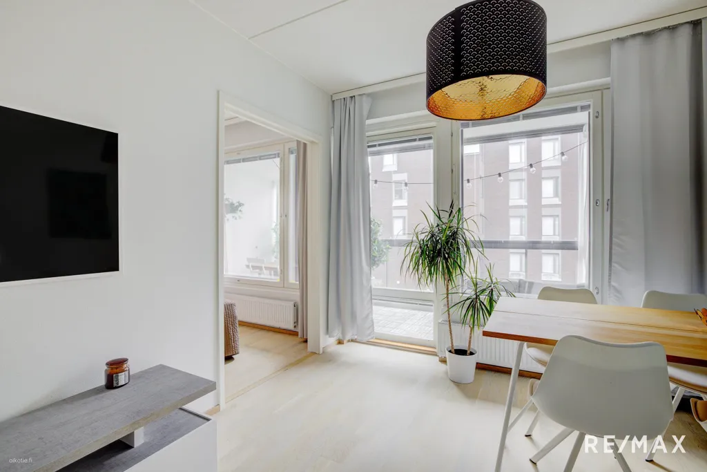 Elutuba - 3/5-Bedroom Apartment with Sauna in Espoo