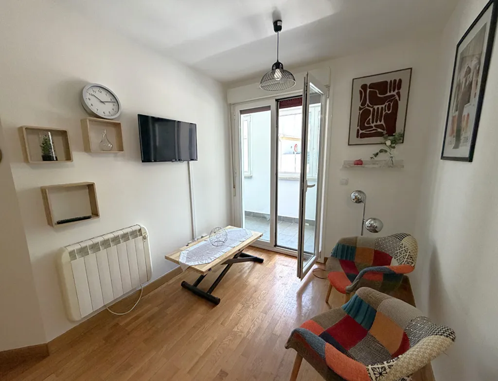 Elutuba - Centre Hendaye 2-Bed Flat with Parking