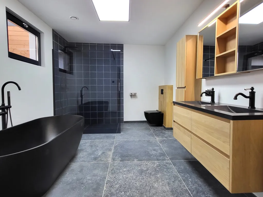 Bagni - Fully Renovated House with Terrace in Brakel