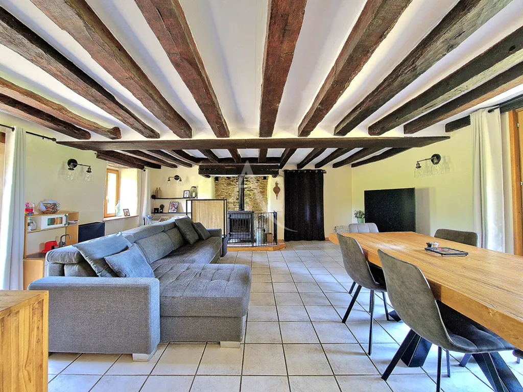 Salle à manger - Maison de Plain-Pied avec Jardin à Contigné