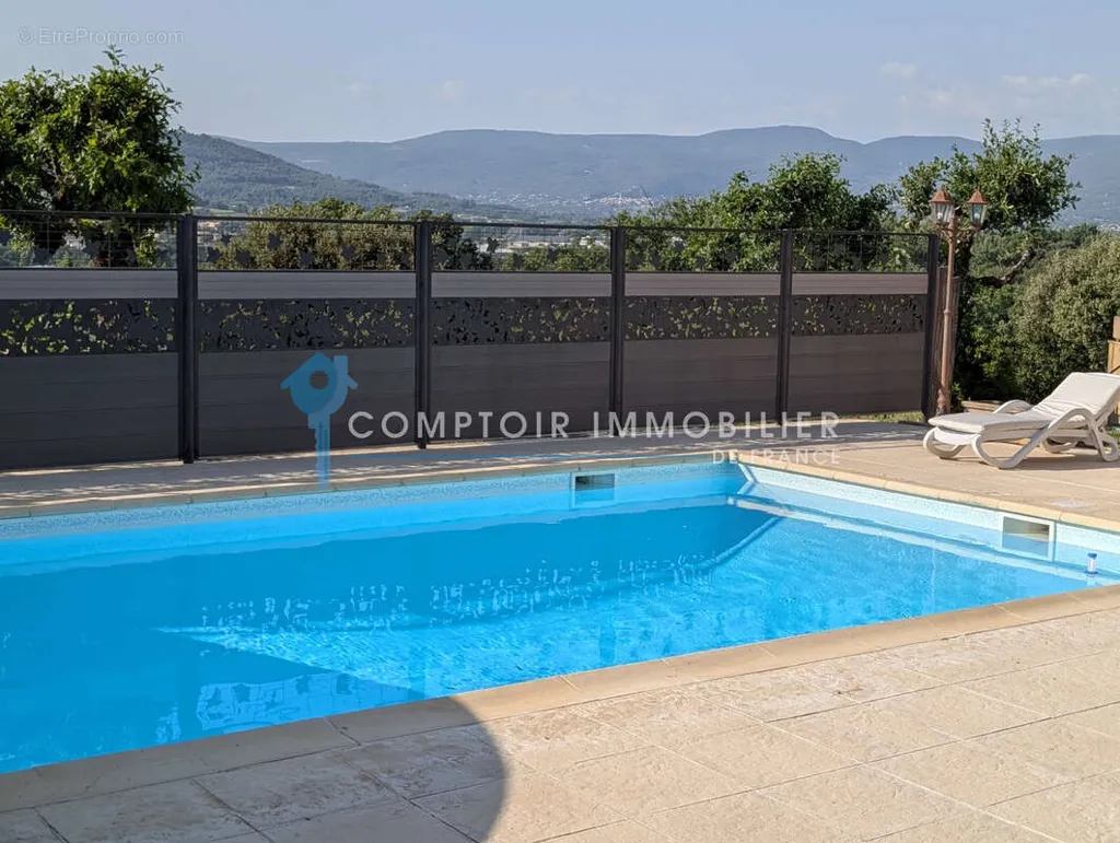 Piscina - Architectural House with Panoramic Views near Apt