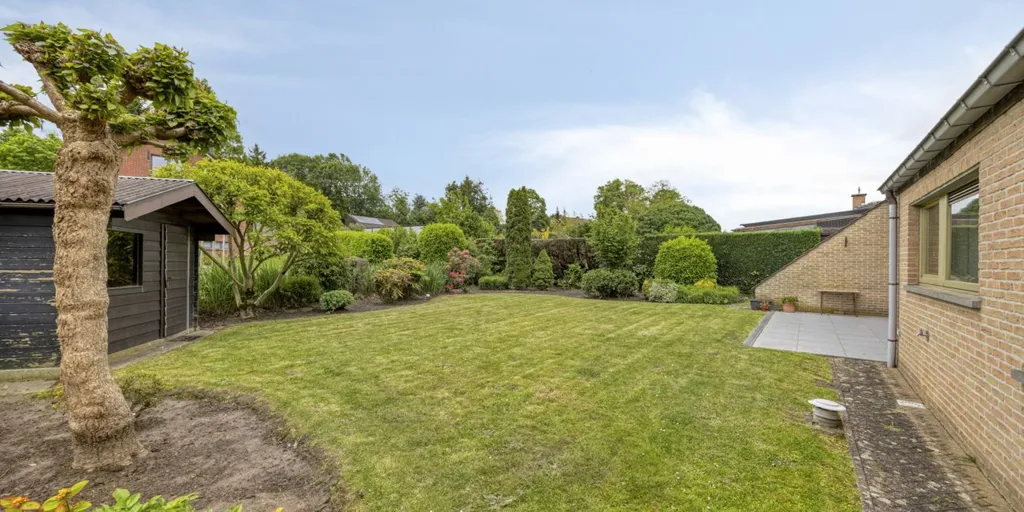 Jardin - Villa avec Jardin et Garage à Asse