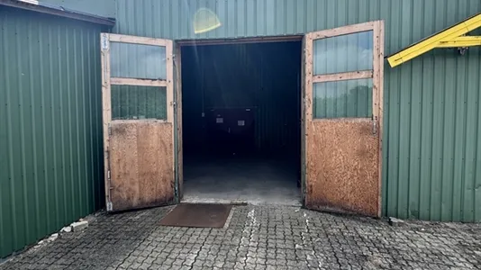 Garaaž - Warehouse with Loading Bay in Ringsted