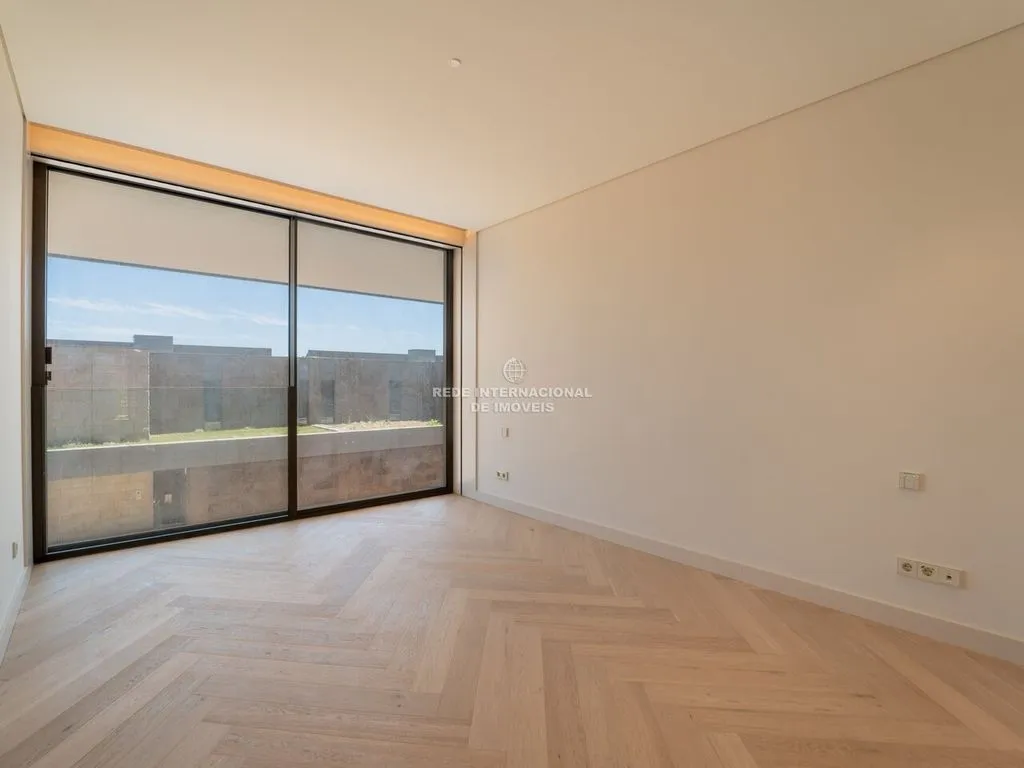 Toad - Luxury Apartment with River Views in Porto