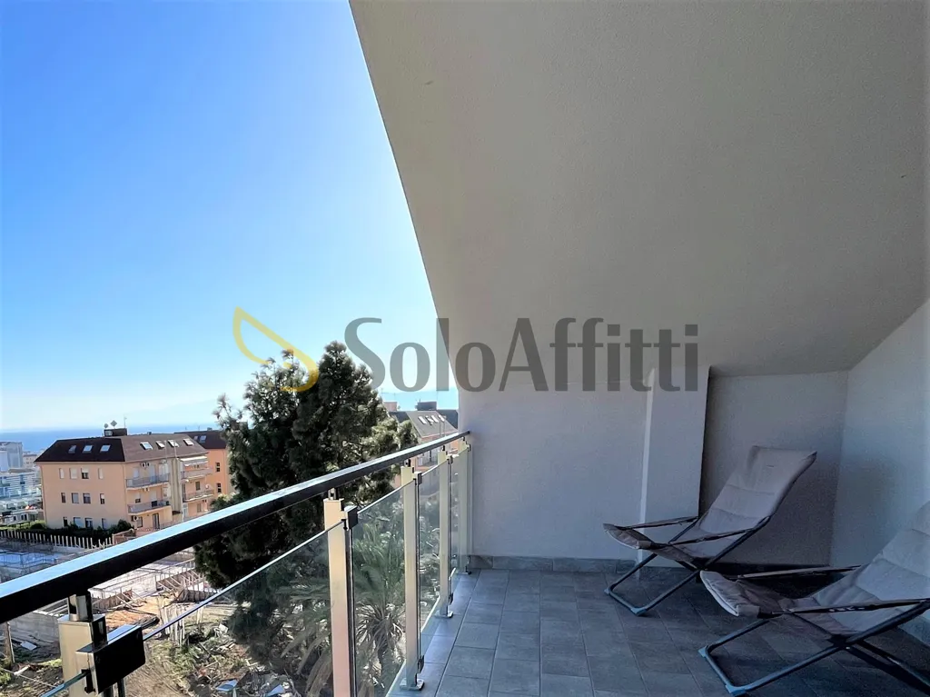 Rõdu - Mansard Apartment with Sea View in Catanzaro Lido