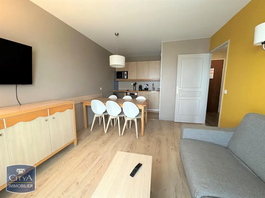 Elutuba - 2-Bedroom Apartment with North Exposure in Serris
