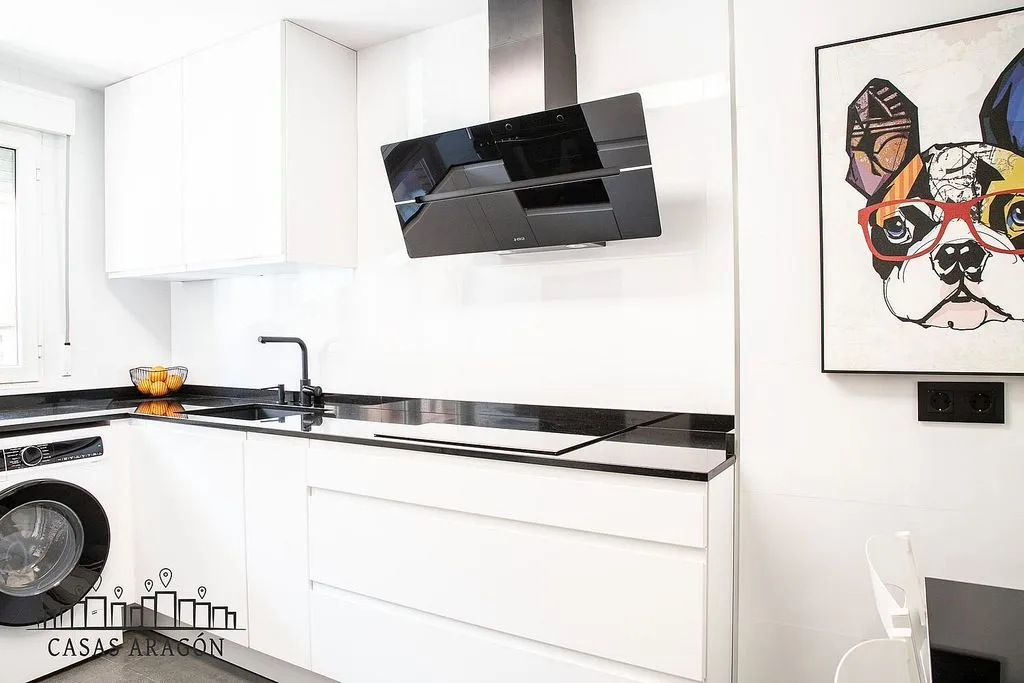 Cuisine - Modernised Flat with South View in Lausana