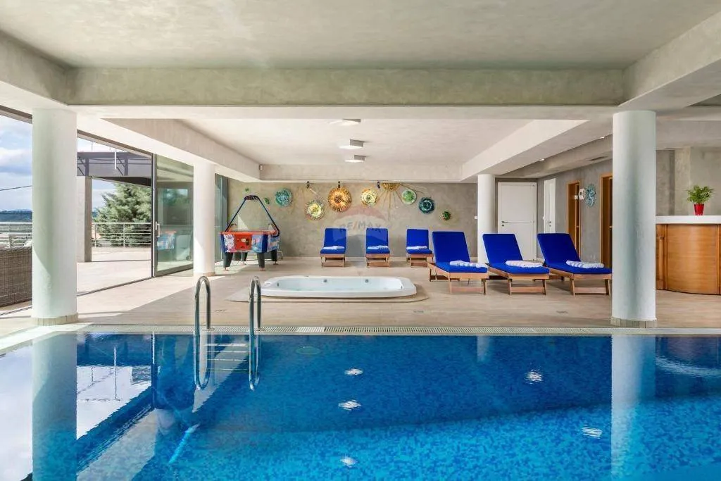 Bassein - Wellness Villa with Panoramic Views in Hreljin