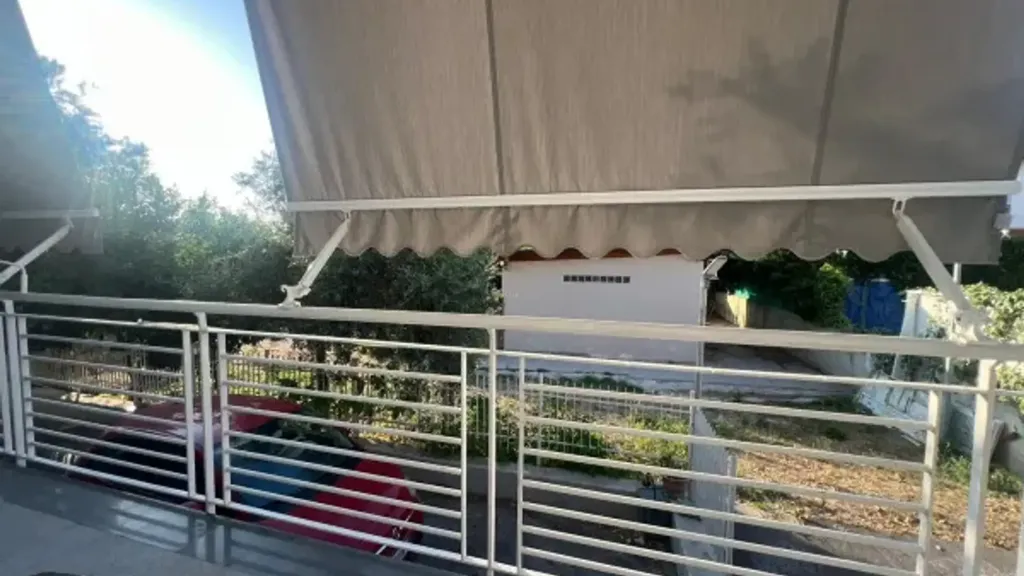 Balcon - Three-Bedroom Apartment with Balcony in Giugliano