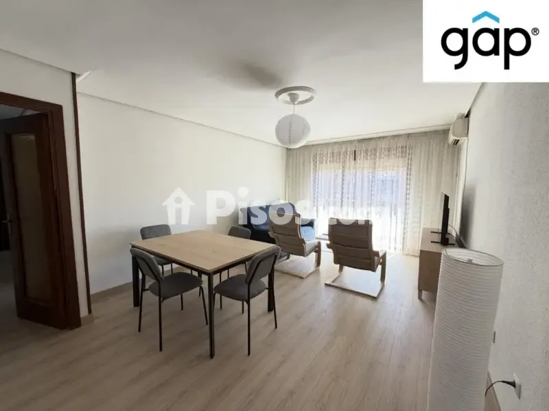 Söögituba - Student-Friendly Flat with Terrace in Cuenca