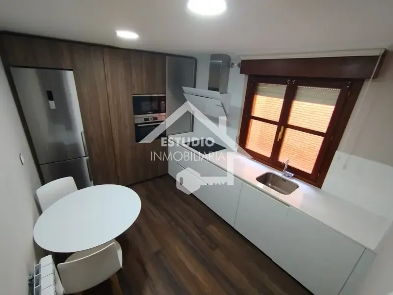 Cucina - Central Flat with Parking in Viana