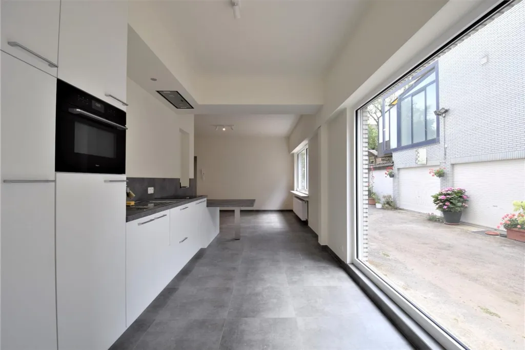 Köök - Bright Apartment with Balcony in Gent
