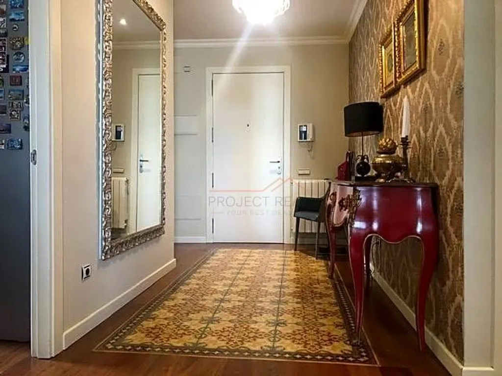 Esik - Luxury Flat with Sea View in Sant Just Desvern