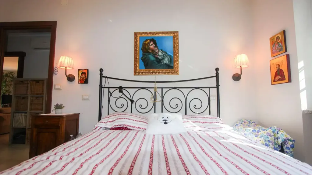 Bedrooms - Apartment with Private Garden in Moncalieri