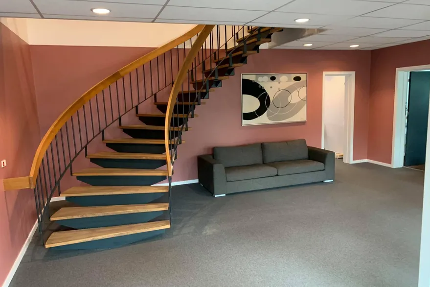 Pièces - Office Space with Kitchen in Brøndby