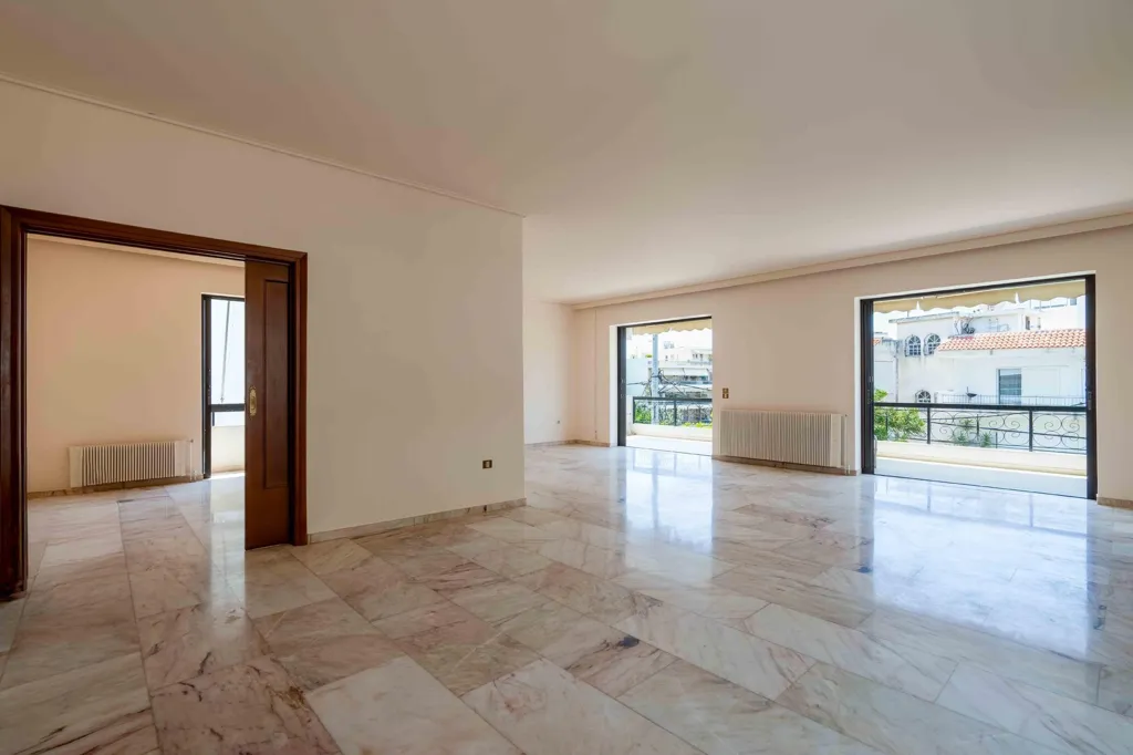 Elutuba - Top Floor Apartment with Panoramic Views near Glyfada Golf