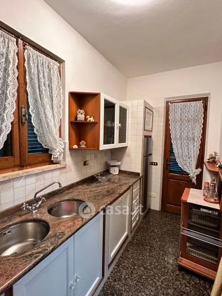 Cuisine - Rustic Villa with Private Garden in Montignoso
