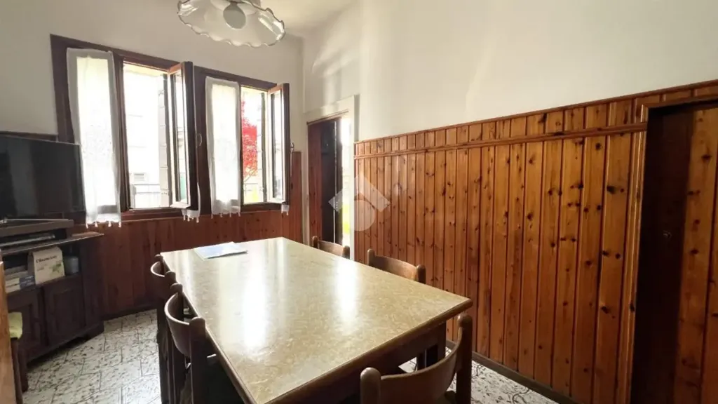 Salle à manger - Single Villa with Private Garden in Treviso