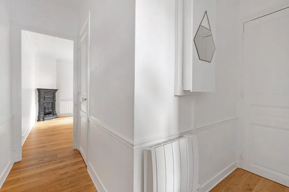 Entrée - Appartement Rénové avec Ascenseur à Picpus